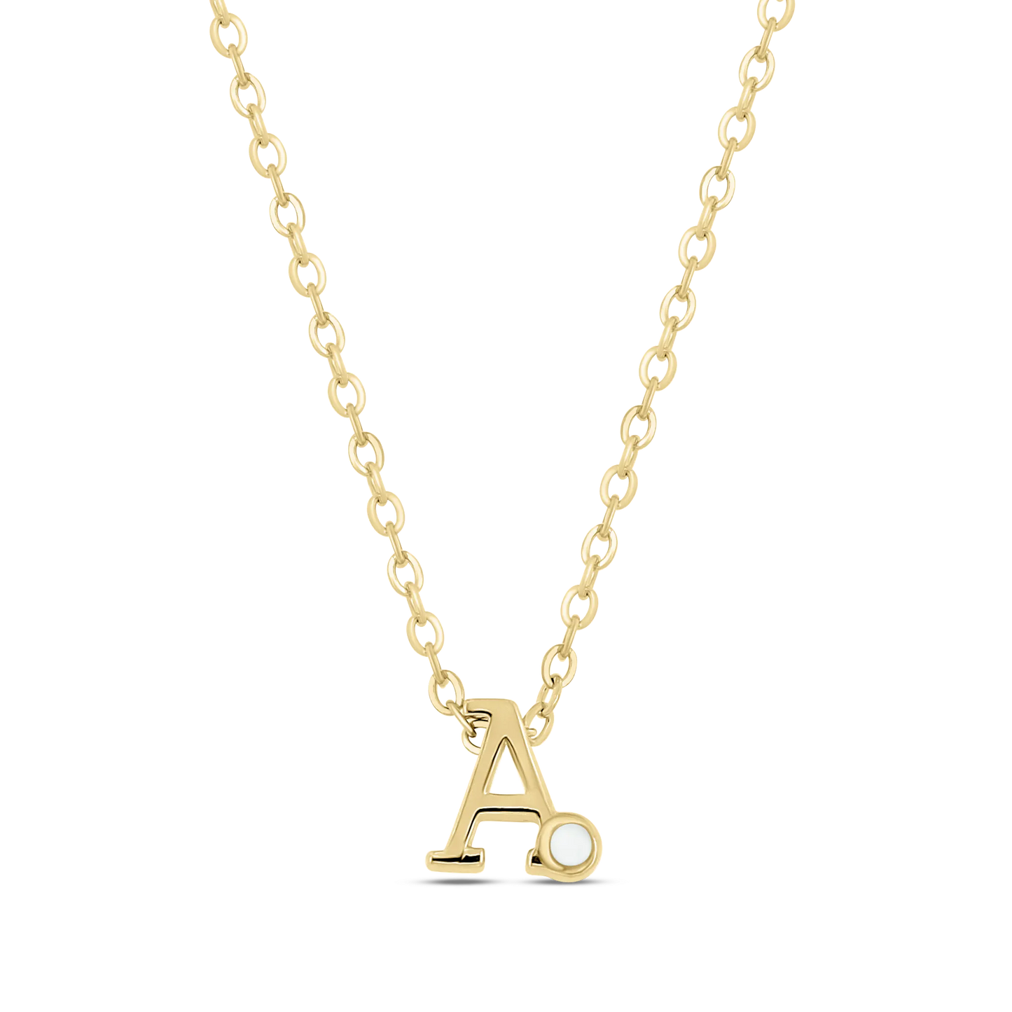 Le collier Anna | Initiale Lait Maternel Or de Mama Jewels présente un pendentif « A » en or orné dune petite perle sur une chaîne délicate, créant des bijoux uniques sur fond noir.