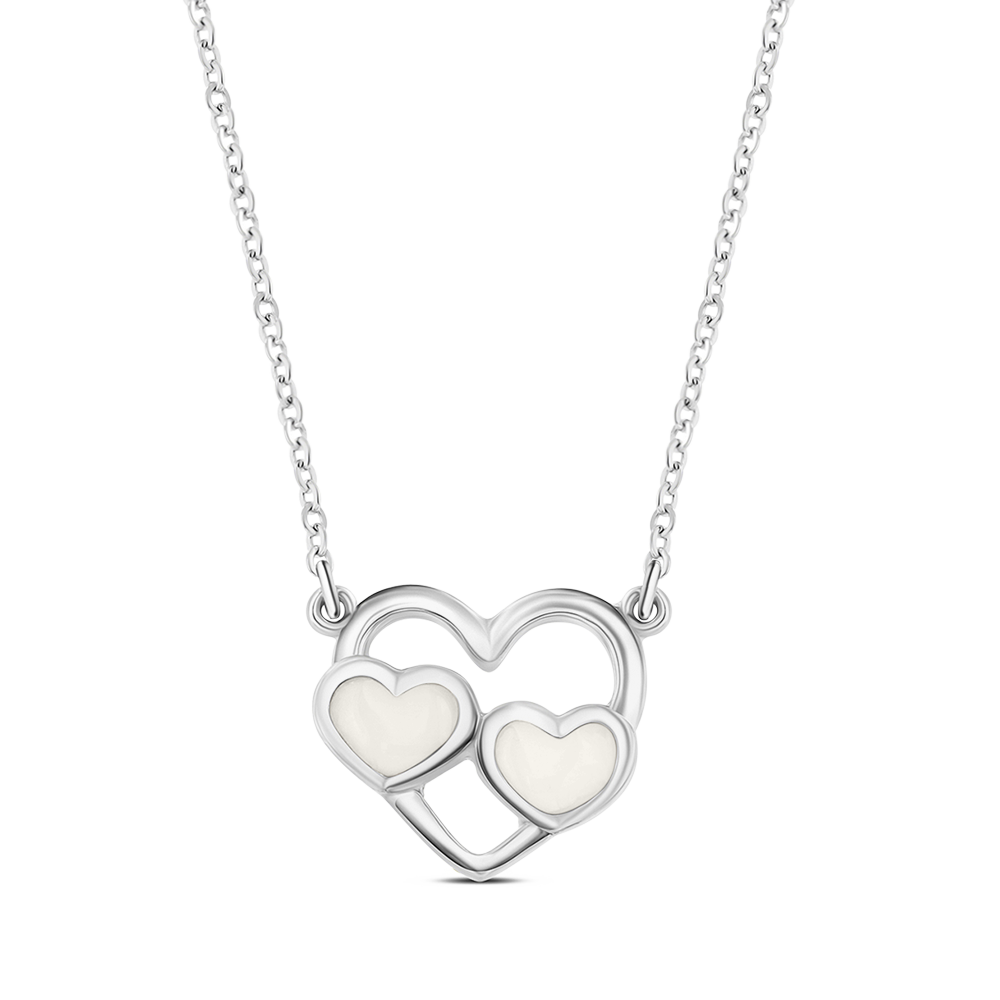 Le collier Lait Maternel Argent de Mama Jewels | Trinity est un collier en argent composé de pendentifs en forme de cœur entrelacés avec un remplissage blanc lisse, symbolisant un lien unique. Il est élégamment suspendu à une délicate chaîne en argent.