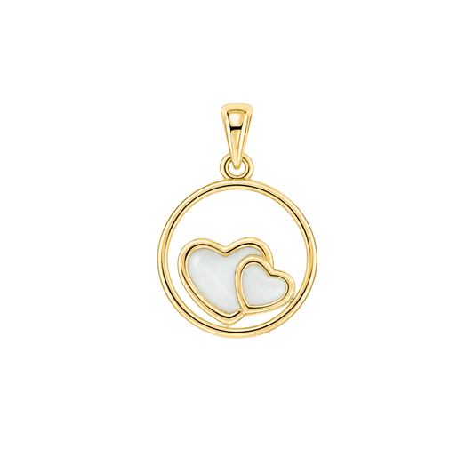 Pendentif en or jaune avec deux cœurs en résine de lait maternel, monté sur une bélière ornée.