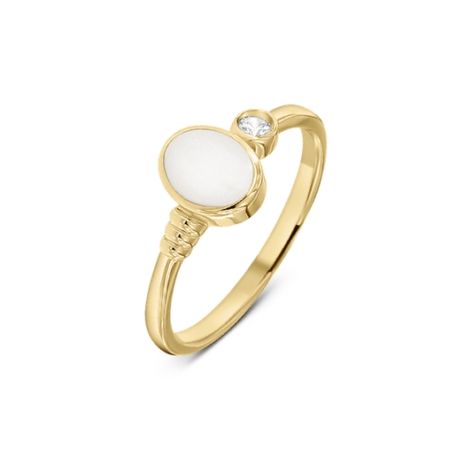 Bague en lait maternel Elisa en or jaune, ovale de lait, petit zircon clair et anneau cannelé
