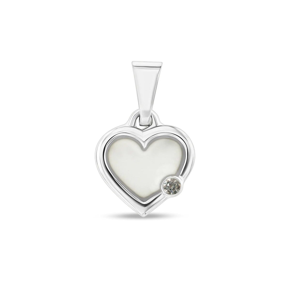 Pendentif cœur Esmée en argent rempli de lait maternel, avec un diamant de laboratoire en bas à droite