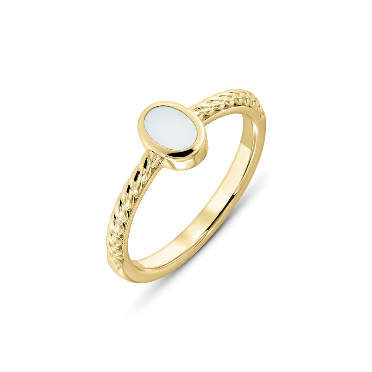 Bague Ilse en or jaune à anneau torsadé, pierre ovale de lait maternel dans un serti lisse