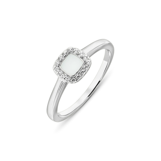 Bague en argent 925 ornée d'une résine de lait maternel carrée, entourée de zircons scintillants.