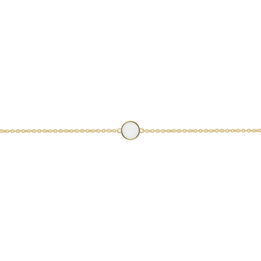 Bracelet en or jaune avec un pendentif en résine contenant du lait maternel, chaîne délicate et maillons fins.