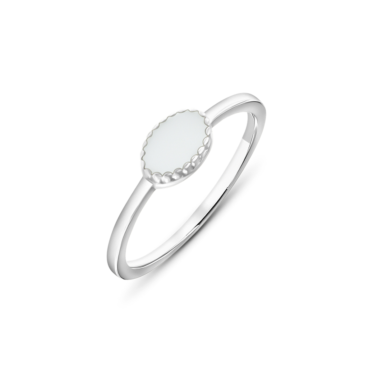 Bague Luna en or blanc avec pierre ovale de lait maternel en travers et bord perlé
