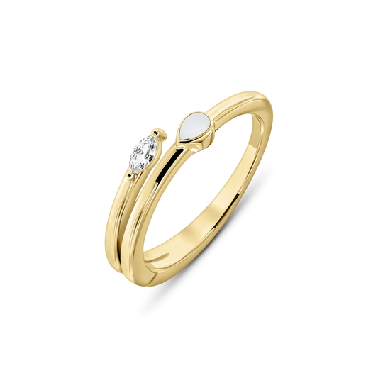 Bague ouverte Naomi en or jaune, goutte de lait maternel face à une pierre navette claire