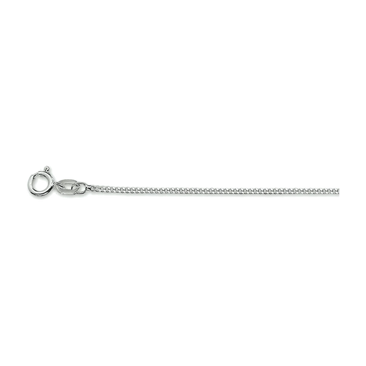 Le Collier en argent rhodié de Mama Jewels est un fin collier en argent de 45 cm doté d'un petit fermoir en forme de homard, ce qui en fait un cadeau élégant et magnifiquement mis en valeur sur un fond blanc uni.